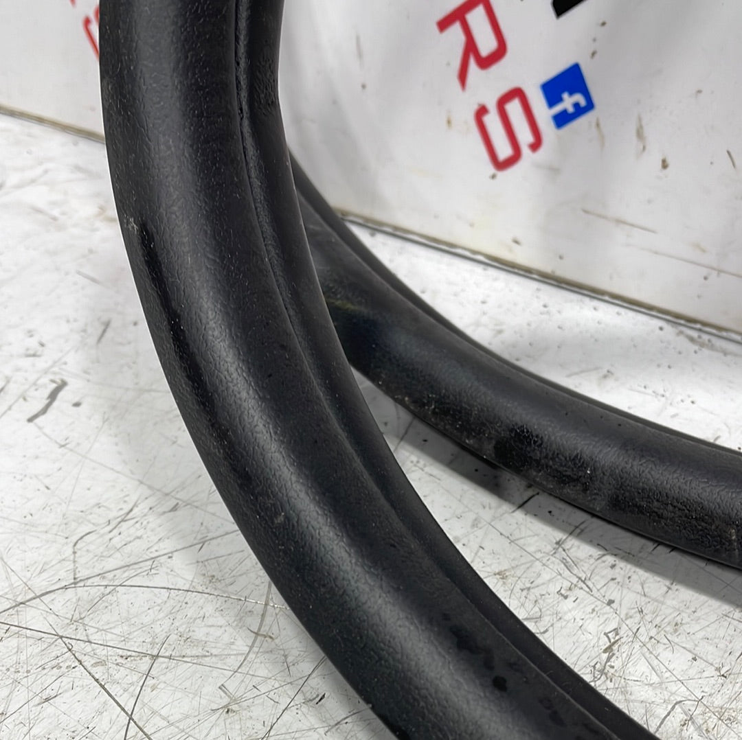Citroen Relay/ Peugeot Boxer/ Fiat Ducato PASSENGER SIDE FRONT DOOR RUBBER SEAL 2016 0N P/N CRPSFDS1