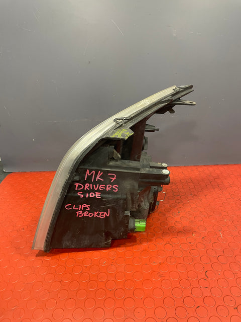 Ford Transit HEADLIGHT ASSEMBLY Mk7 2007-2013 Drivers Side (DAMAGED MOUNTING BRACKET) P/N 6C1113W029BG