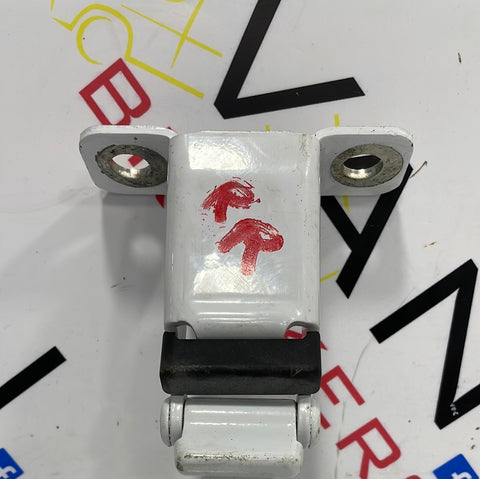 Renault Kangoo RIGHT REAR UPPER DOOR HINGE P/N KL1312A