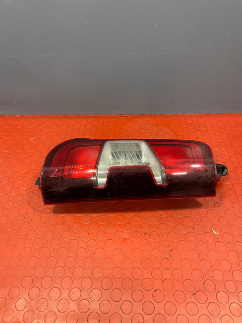Citroen Berlingo/Peugeot Partner/Vauxhall Combo/Toyota Proace City DRIVERS SIDE TAILLIGHT (Scraped Lens) 2019-2024 P/N 9820554880 - 4