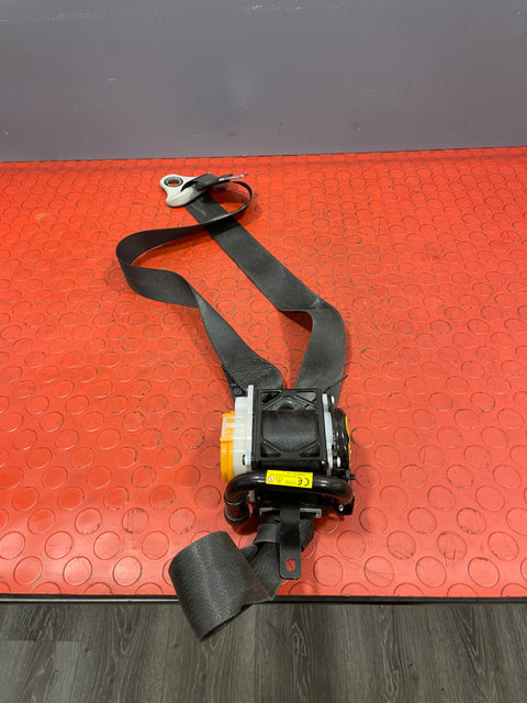 Toyota Hilux SEAT BELT Passenger Side Front 2016-2024 P/N 732200K570C0