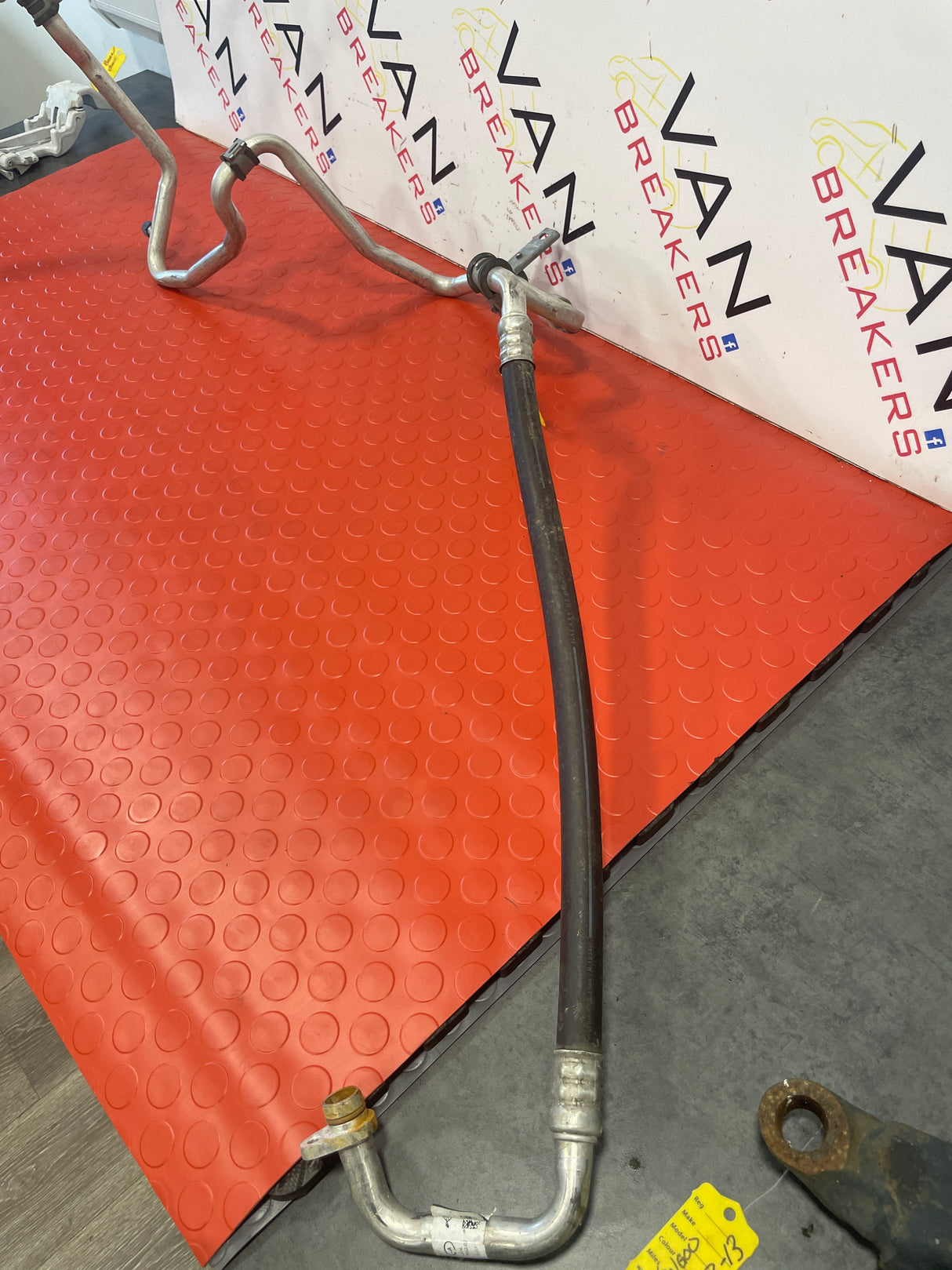 Renault Trafic MK3 1.6 Vauxhall Vivaro AIR CON PIPE 2015-19 P/N 924807649R