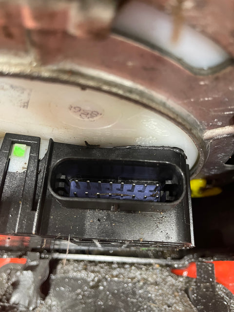 Ford Transit Custom/MK8 2.0 ADBLUE TANK COMPLETE WITH PUMP 2017/2023 P/N GK215J228AH/GK215J229AD