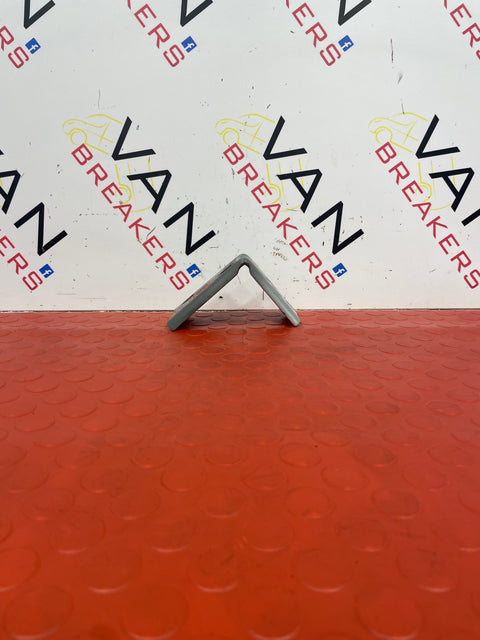 Ford Transit Custom BUMPER MOUNTING BRACKET (right front) 2013-2018 P/N BK2116D154AA