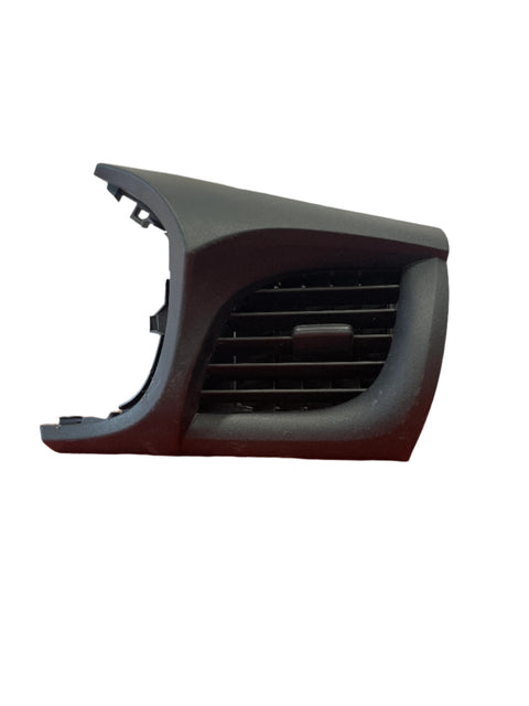 Toyota Hilux Mk8 DRIVERS SIDE DASH VENT 2017-2021 P/N 5565-0KK050