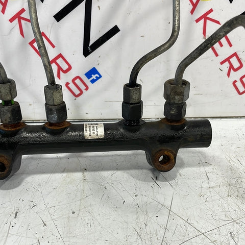 Peugeot Partner/Citroen Berlingo 1.6HDI FUEL INJECTION RAIL P/N 9685297580-01 - 1