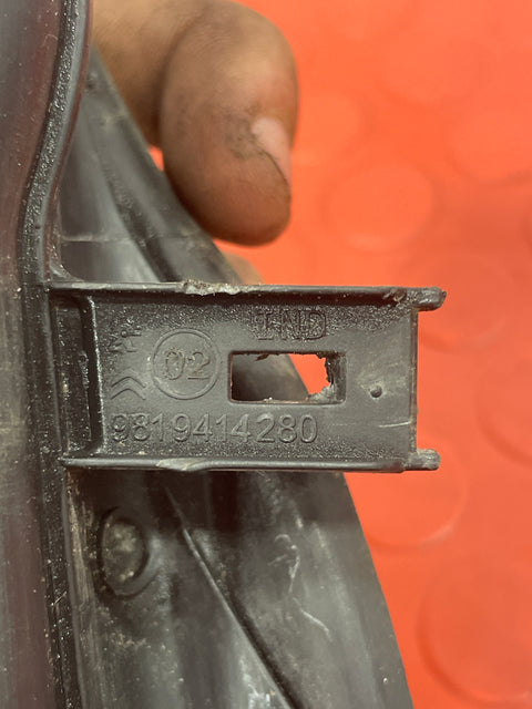 Citroen Berlingo/ Peugeot Partner/ Vauxhall Combo/ Toyota Proace City FRONT LEFT WINDSHIELD TRIM 2019-2023 P/N 9819414280