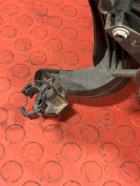 Ford Transit Connect AIR BOX WITH MAF SENSOR 1.5/1.6 TDCI 2013-2022 P/N AV619600BG - 1