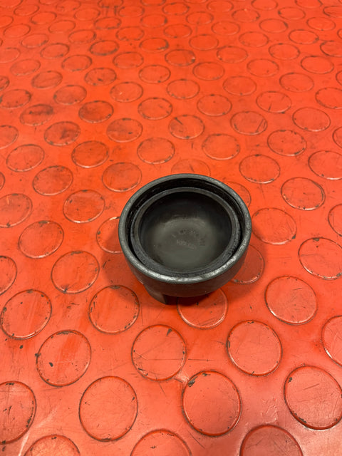 Volkswagen Golf Mk5/Renault Megane Mk3 HEADLIGHT DUST CAP COVER P/N 1305219118