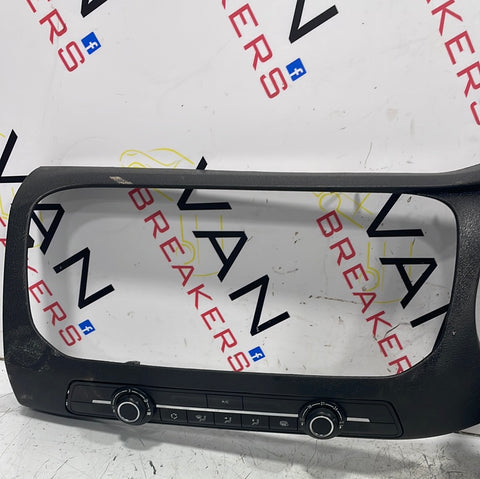 Citroen Berlingo/Peugeot Partner/Vauxhall Combo/Toyota Proace City HEATER CONTROL UNIT AND DASH MOULD 2018-2024 P/N 98340416ZD