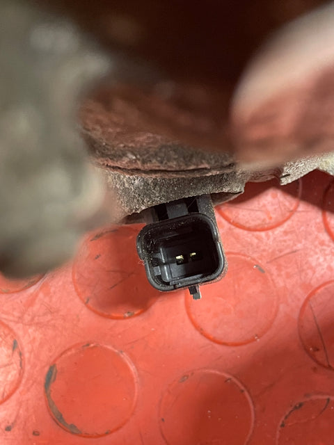 Citroen Berlingo/Peugeot Partner AIR CONDITIONING PUMP W/ HOSE (2Pin) 2011-2018 P/N 9678656080 - 2