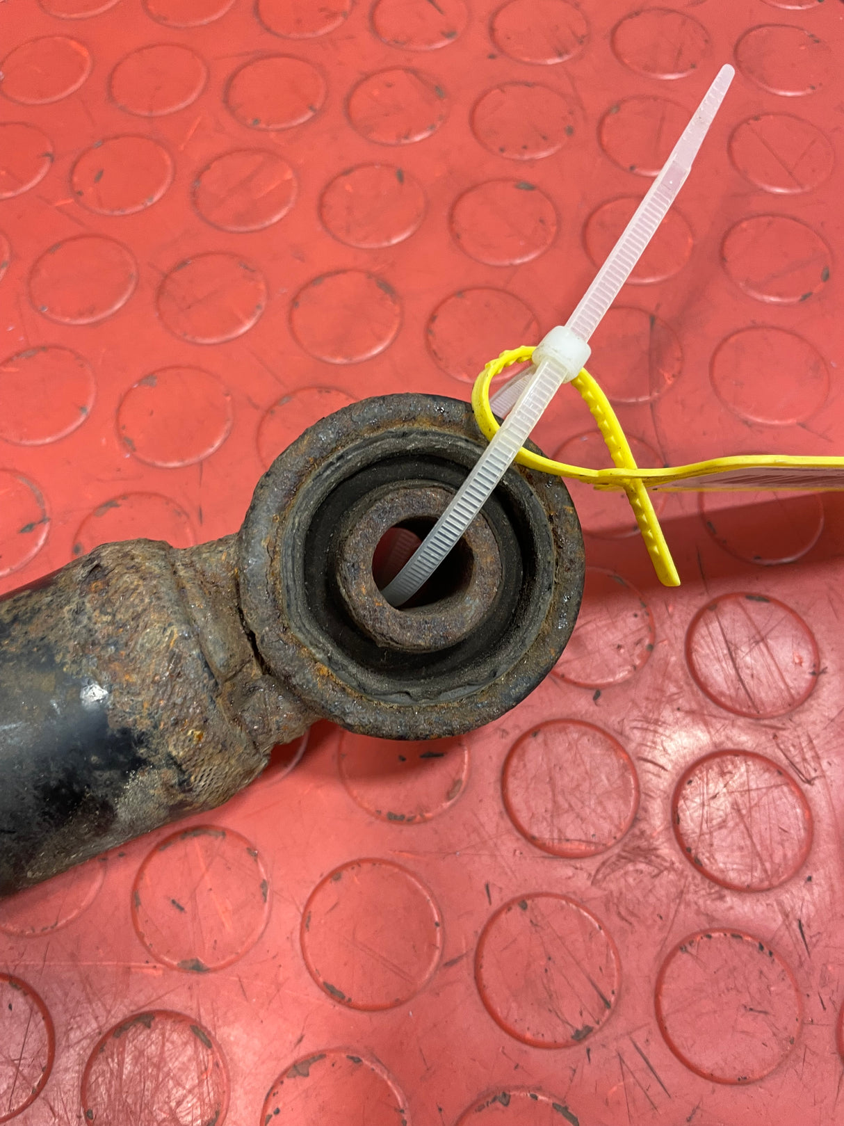 Volkswagen Transporter REAR SHOCK T5 2010-2015 P/N 7E0513029C