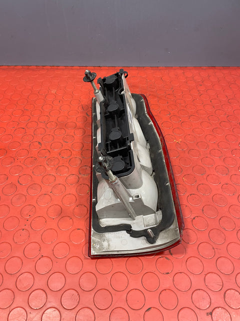 Ford Transit Mk7 PASSENGER SIDE REAR TAILLIGHT (DAMAGED) 2.2 2006-2014 P/N 6C1113405A - 4