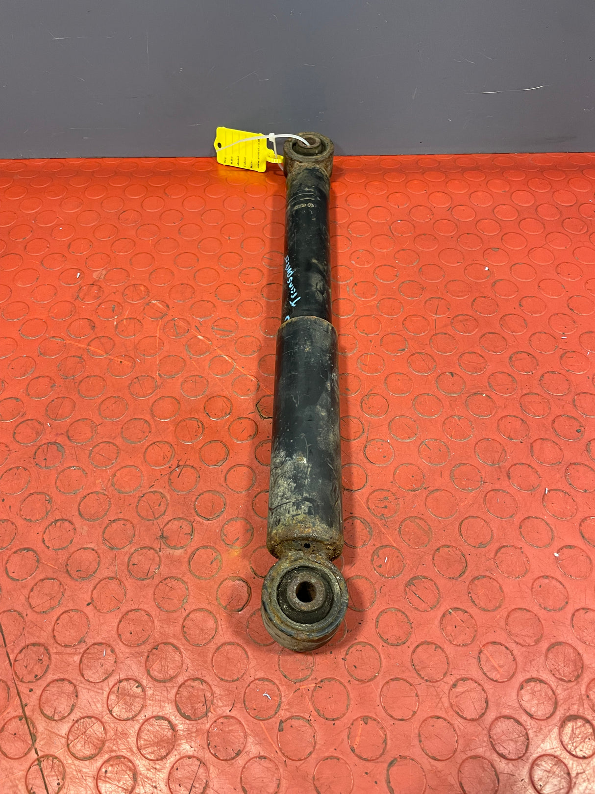 Volkswagen Transporter REAR SHOCK T5 2010-2015 P/N 7E0513029C