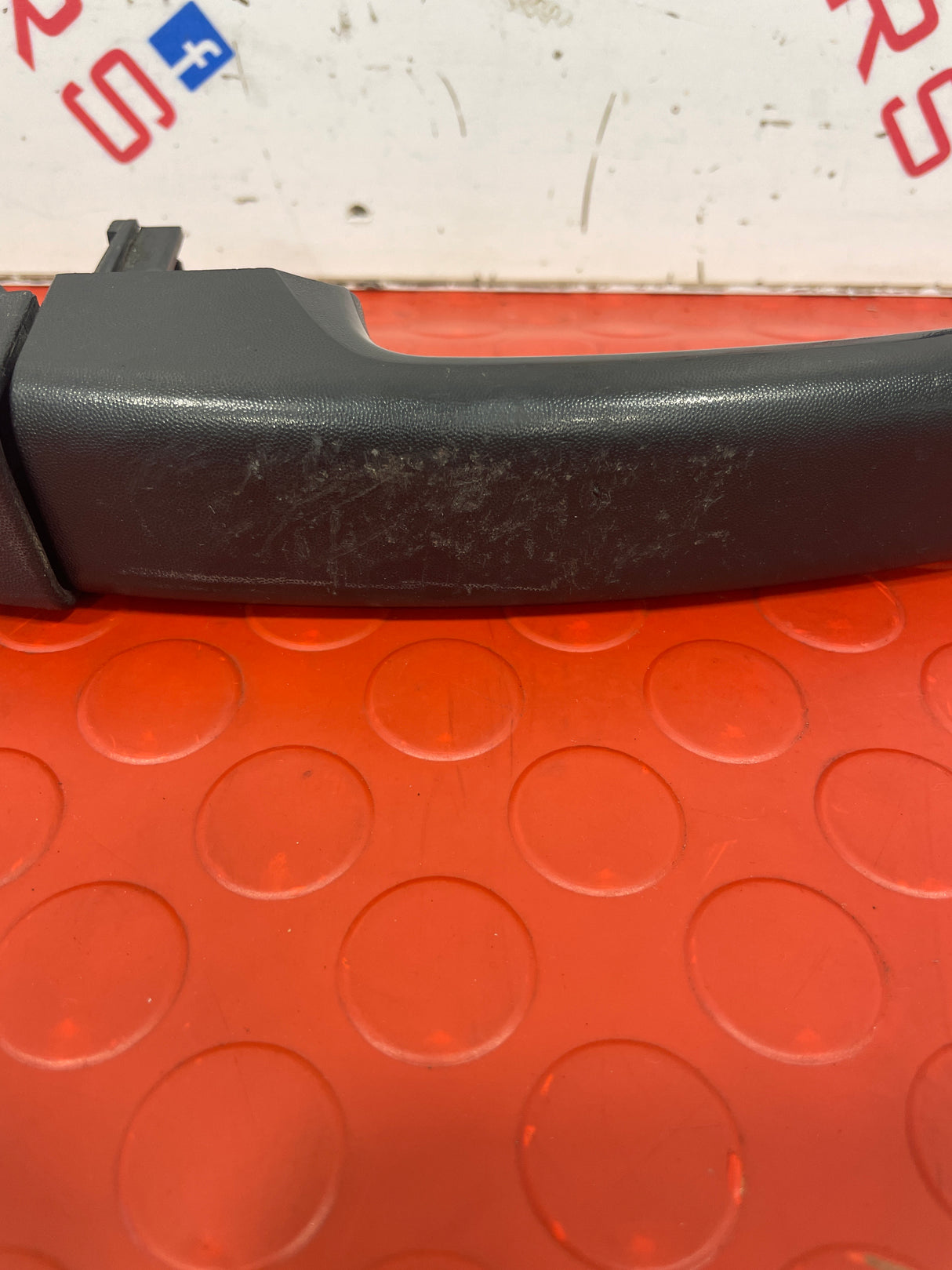 Renault Trafic III (2019) / Master (2016) PASSENGER SIDE FRONT OUTER DOOR HANDLE (X82) 2019 P/N 806062978R