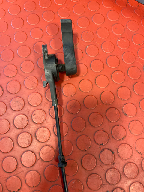 Renault Trafic/Vauxhall Vivaro/Nissan NV300 BONNET PULL WITH CABLE 2014/2019 P/N T06112