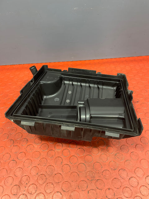 Renault Trafic/Vauxhall Vivaro AIR BOX LID 2.0 DCi 2010-2014 P/N H8200542143