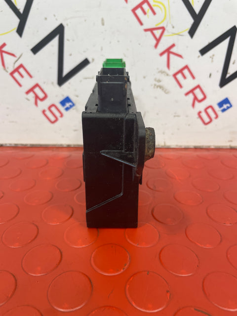 Peugeot Partner/Expert FUSE PORT 2019-2024 P/N 9807499880