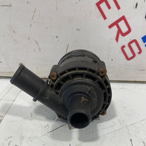 Vauxhall Movano CIRCULATION ADDITIONAL WATER PUMP 2.3 RWD 2016 P/N 0 392 023 015