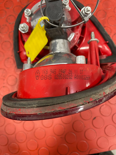 Volkswagen Golf REAR TAILGATE LIGHT TAILLIGHT Mk5 2004-2008 Left + Right P/N 1K6945094F