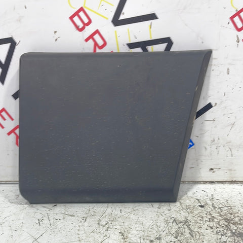 Citroen Relay/ Peugeot Boxer/ Fiat Ducato UNDER FUEL CAP TRIM 735684309