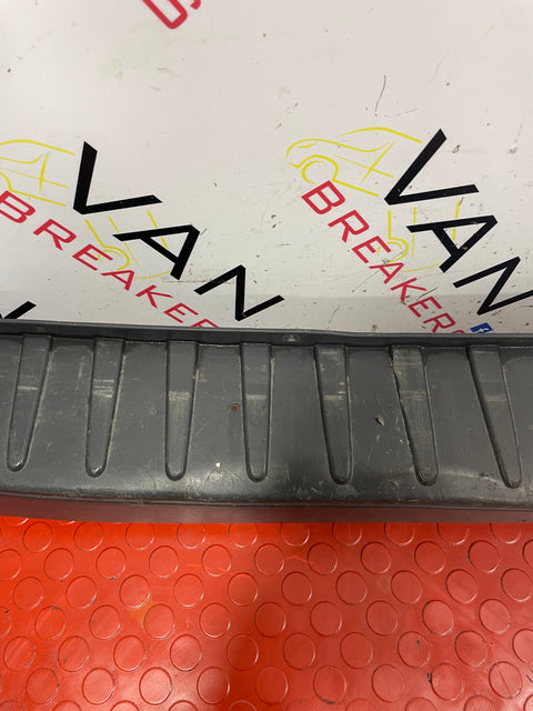 Ford Transit Custom REAR BUMPER CENTER (BLACK) DAMAGED 2013-2023 P/N BK2117E962