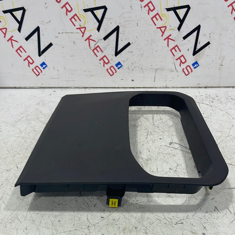 Citroen Dispatch/ Peugeot Expert/ Vauxhall Vivaro/ Toyota Proace DASHBOARD POCKET SURROUND TRIM P/N 9808385977