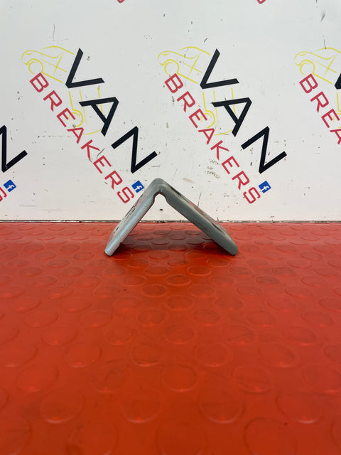 Ford Transit Custom BUMPER MOUNTING BRACKET (right front) 2013-2018 P/N BK2116D154AA