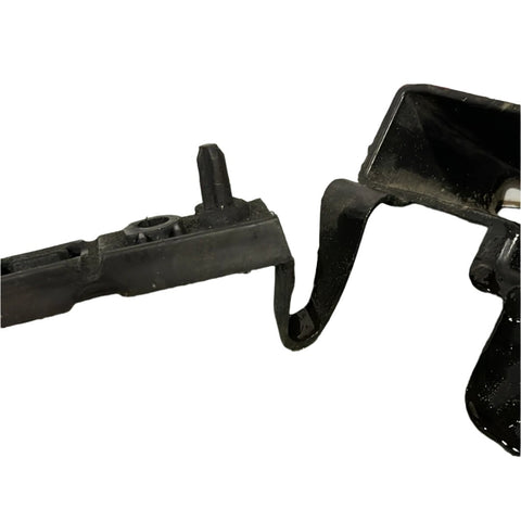 Citroen Berlingo/Peugeot Partner REAR BUMPER MOUNTING BRACKET Driver's Side 1.6 2015-2018 P/N 9680554680