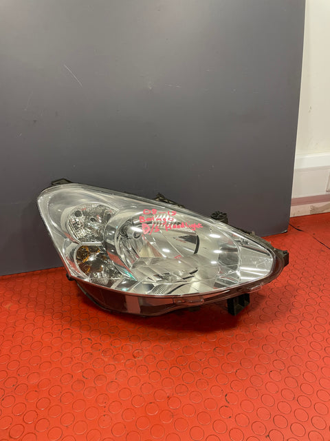 Peugeot Partner HEADLIGHT RIGHT DRIVERS SIDE 2012-2015 P/N 9677202180
