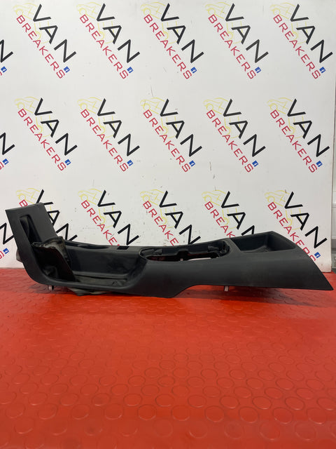 Toyota Hilux CENTER CONSOLE WITH HANDBRAKE GATOR 2015-2020 P/N 58804-KK040