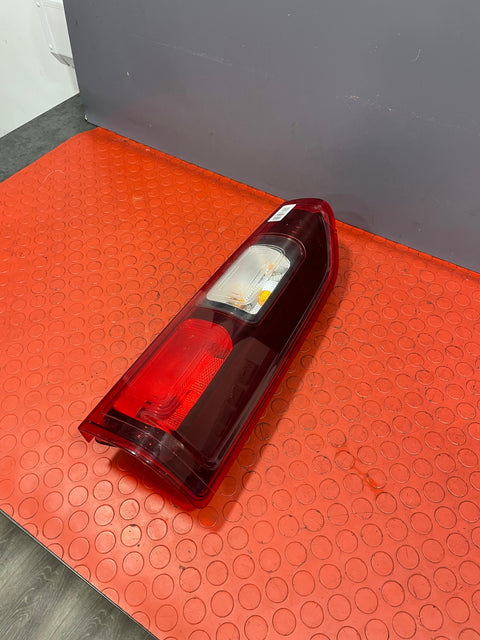 Vauxhall Vivaro/ Renault Trafic/ Fiat Talento REAR RIGHT TAILLIGHT Driver side 2014 - 2019 265504656R
