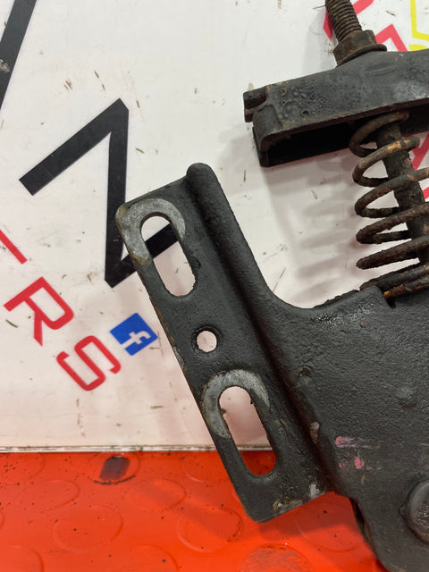 Volkswagen Crafter Mercedes Sprinter mk2 HANDBRAKE MECHANISM W906 2014 P/N A9064200238