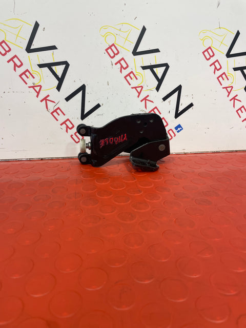 FIAT Doblo SLIDING DOOR MIDDLE ROLLER 2011-2022 P/N 52091124