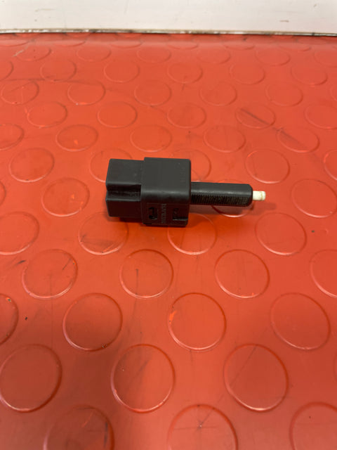 Nissan Navara BRAKE LIGHT SWITCH 2015-2024 P/N ADN11454
