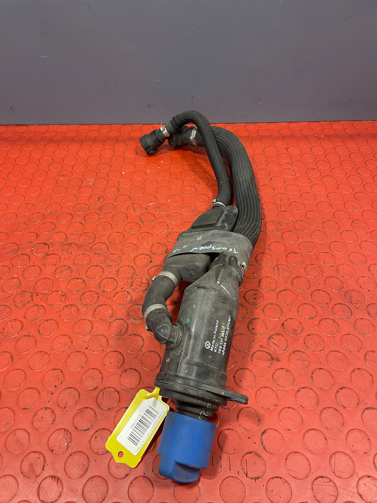 Volkswagen Transporter T6 ADBLUE FILLER PIPE 2.0 2016-2024 P/N 7E0131965