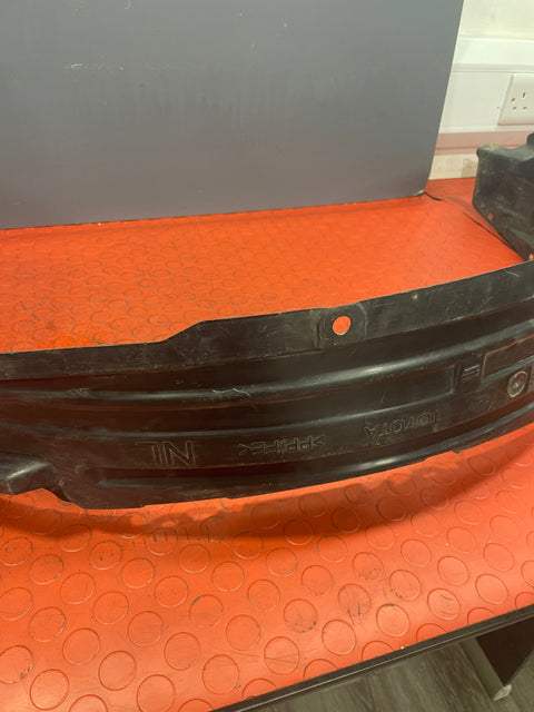 Toyota Hilux WHEEL ARCH AND MUDGUARD LINER PASSENGER SIDE 2016-2020 Single Cab P/N 53876-0K260 / 53806-0K160