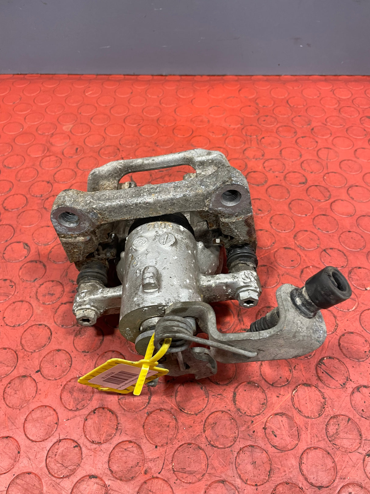 Vauxhall Combo/Citroen Berlingo/Peugeot Partner/Toyota Proace City DRIVERS REAR BRAKE CALIPER 1.6 2018 - ON P/N 9819337780