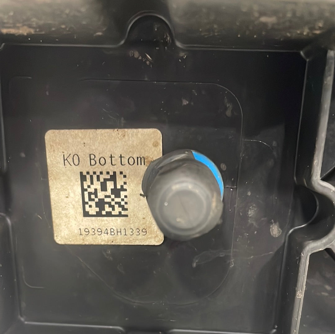Citroen Dispatch/ Peugeot Expert/ Vauxhall Vivaro/ Toyota Proace/Fiat Scudo 1.5 HDI ADBLUE TANK 2019-2024 P/N 9842316580 - 1
