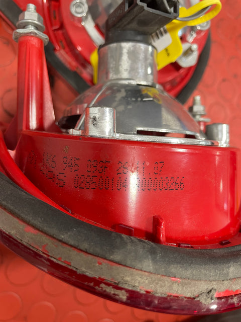 Volkswagen Golf REAR TAILGATE LIGHT TAILLIGHT Mk5 2004-2008 Left + Right P/N 1K6945094F