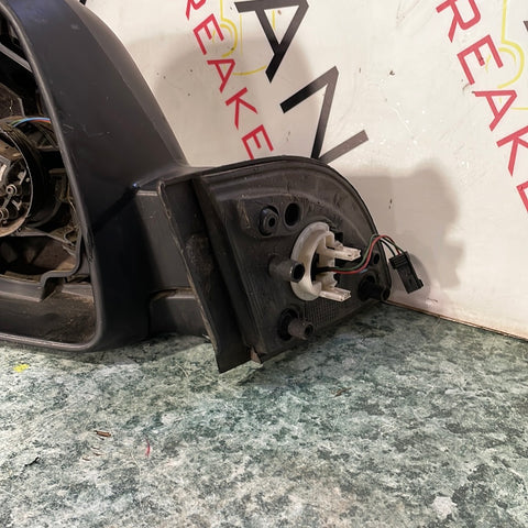 Peugeot Partner/Citroen Berlingo PASSENGER SIDE WING MIRROR (w/o Glass) 1.6 2013-2018 P/N 232673075