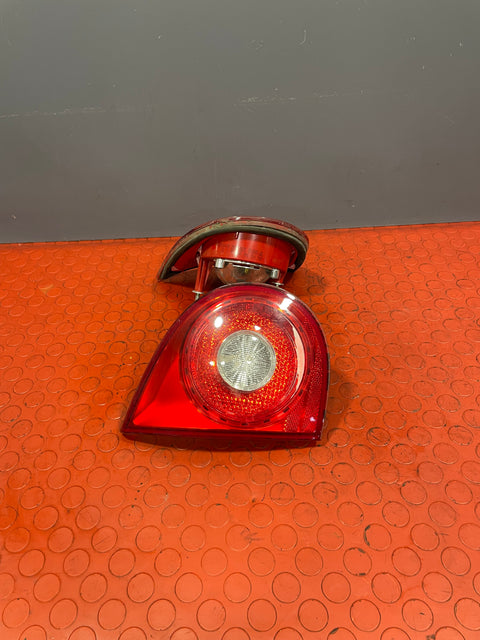 Volkswagen Golf REAR TAILGATE LIGHT TAILLIGHT Mk5 2004-2008 Left + Right P/N 1K6945094F