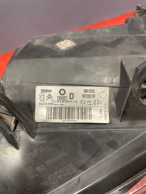 Peugeot Partner HEADLIGHT RIGHT DRIVERS SIDE 2012-2015 P/N 9677202180