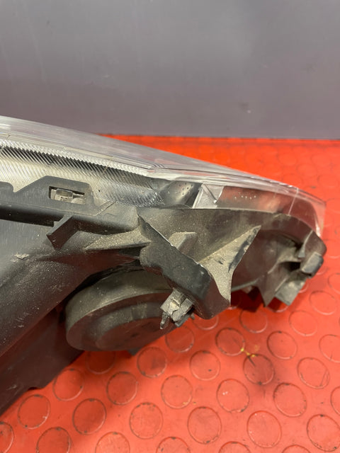 Citroen Dispatch/Peugeot Expert PASSENGER SIDE HEADLIGHT 2011-2016 P/N 89902607 - 5