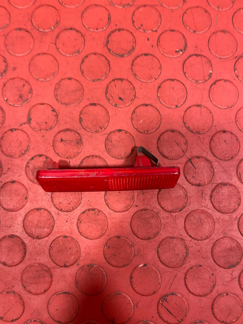 Renault Master 2/ Vauxhall Vivaro REAR BUMPER REFLECTOR P/N 7700353184