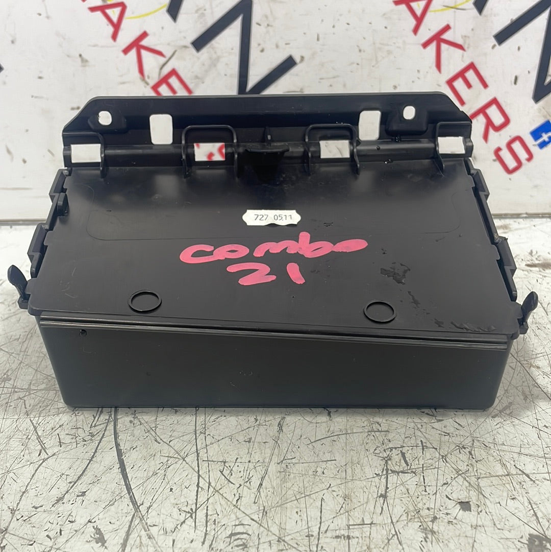 Citroen Berlingo/Peugeot Partner/Toyota Proace City/Vauxhall Combo STORAGE BOX CENTRE CONSOLE MK4 2018-2023 9820636177