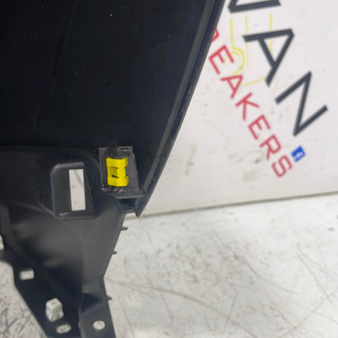 Citroen Berlingo/Peugeot Partner/Vauxhall Combo/Toyota Proace City 2019-2024 GEAR SELECTOR SURROUND P/N 9818376777