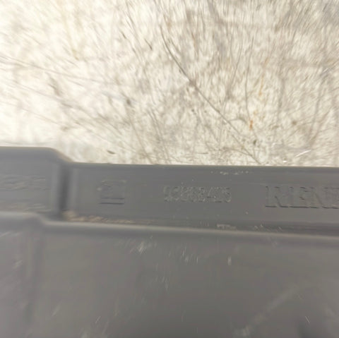 Renault Trafic/Vauxhall Vivaro 2014-2019 PASSENGER N/S WINDSCREEN SCUTTLE PANEL TRIM P/N 93868425