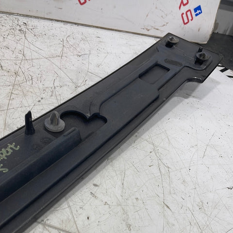 Citroen Dispatch/ Peugeot Expert/ Vauxhall Vivaro/ Toyota Proace Sliding Door Rail Trim Passenger Side 2018 Black/Grey Mk3 P/N 9808384080