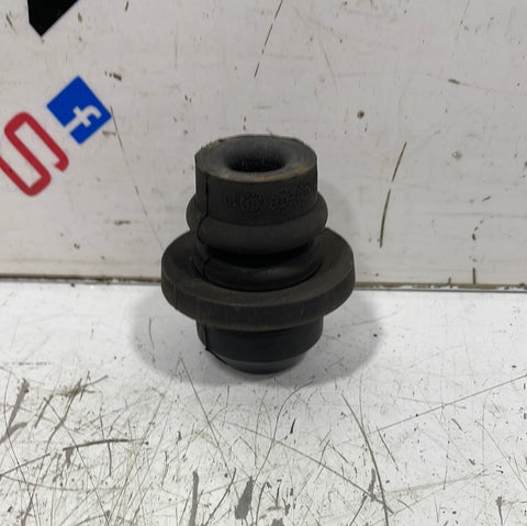 Ford Transit RADIATOR MOUNT BRACKET 2.2 2001-2007 P/N 1S7H8125AC